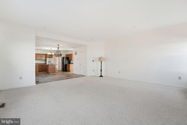 8516 SHORTHILLS DR, Clinton, MD 20735