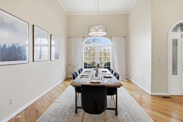 16 Wildwood Drive, Joplin, MO 64804