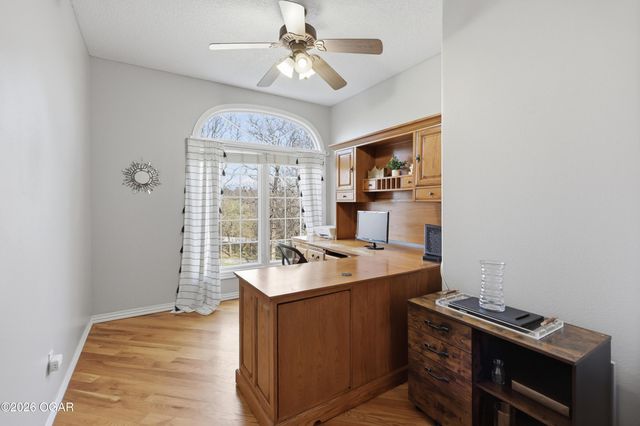 16 Wildwood Drive, Joplin, MO 64804