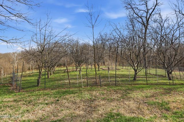 16 Wildwood Drive, Joplin, MO 64804