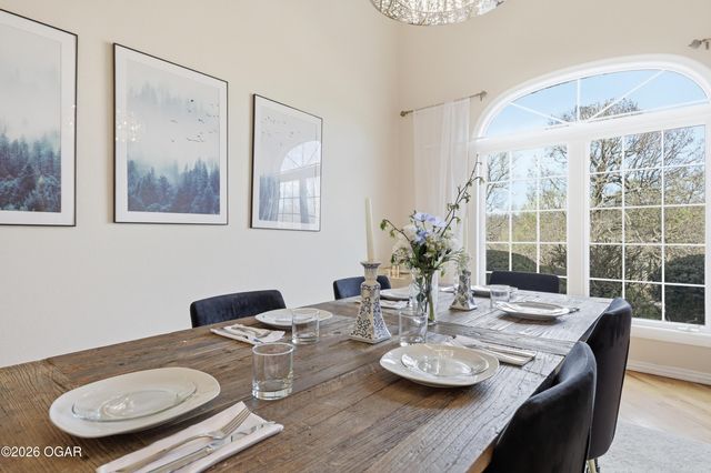 16 Wildwood Drive, Joplin, MO 64804