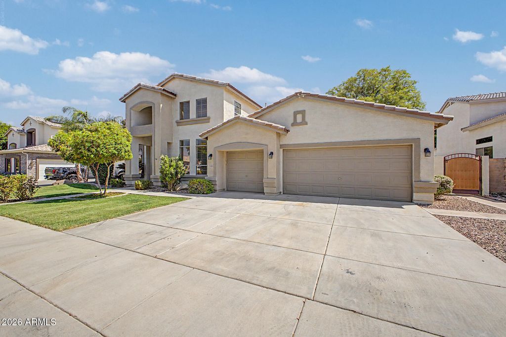 2103 W HAWKEN Way, Chandler, AZ 85286 — photo 2