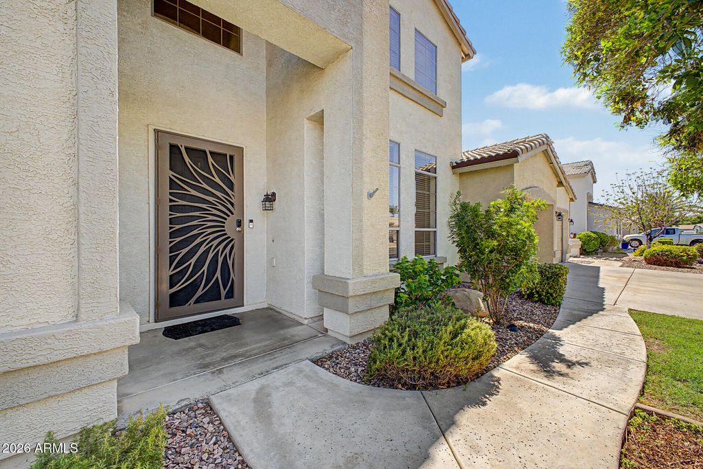 2103 W HAWKEN Way, Chandler, AZ 85286 — photo 4