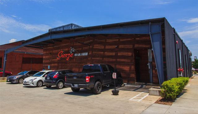 412 Neyland Street D, Houston, TX 77022