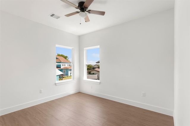 114 Dwire Drive, La Porte, TX 77571