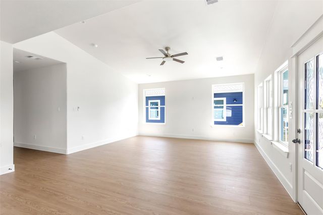 114 Dwire Drive, La Porte, TX 77571