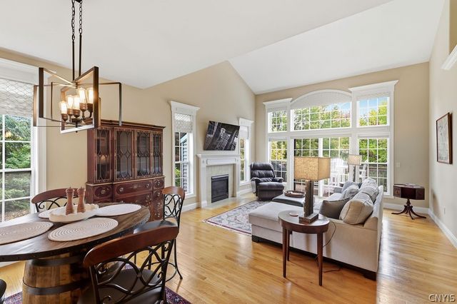 119 Star Gaze Circle, Manlius, NY 13066