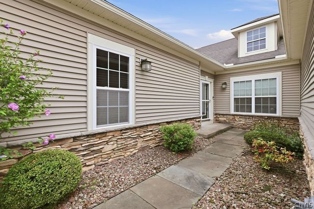 119 Star Gaze Circle, Manlius, NY 13066