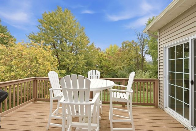 119 Star Gaze Circle, Manlius, NY 13066
