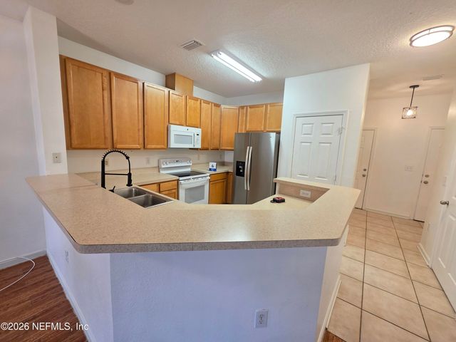 5663 GREENLAND Road 607, Jacksonville, FL 32258