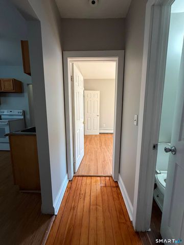 33-35 Zion Street 2, Hartford, CT 06106
