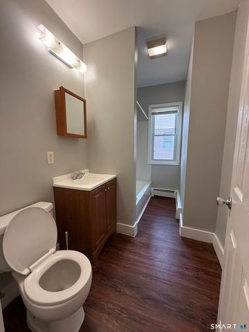 33-35 Zion Street 2, Hartford, CT 06106
