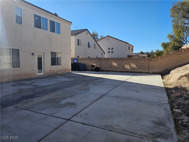 3732 SHIMMERING CREEK Avenue, North Las Vegas, NV 89031