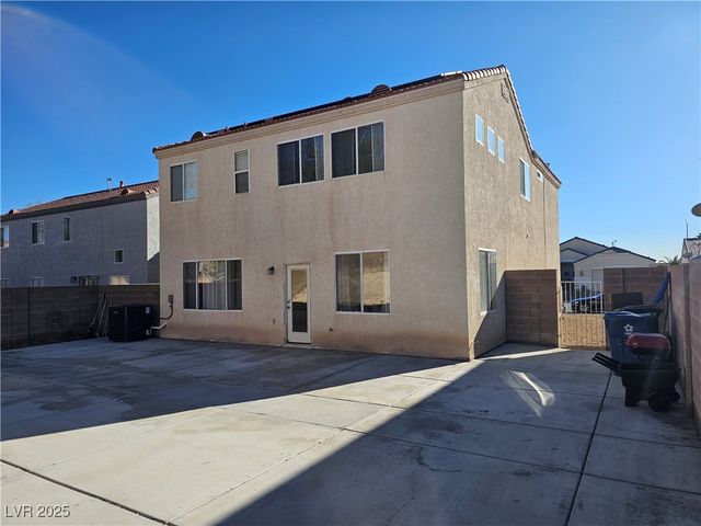 3732 SHIMMERING CREEK Avenue, North Las Vegas, NV 89031
