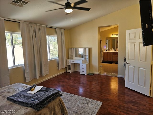 3732 SHIMMERING CREEK Avenue, North Las Vegas, NV 89031