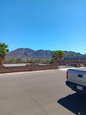 14862 E 53 St, Yuma, AZ 85367