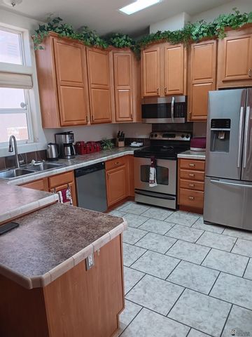 14862 E 53 St, Yuma, AZ 85367