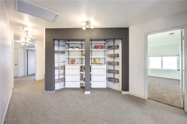 4833 Spanish Wells Drive, North Las Vegas, NV 89031