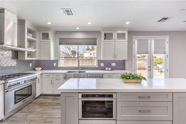 4833 Spanish Wells Drive, North Las Vegas, NV 89031