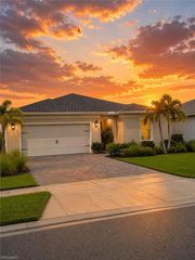 42211 Edgewater DR, Punta Gorda, FL 33982