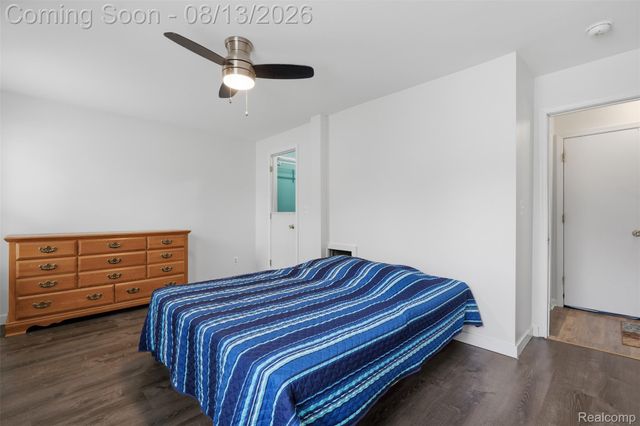 2709 2nd Street, Westland, MI 48186