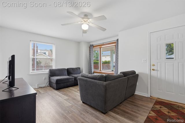 2709 2nd Street, Westland, MI 48186