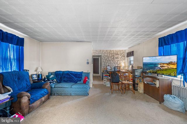 407 HOLSTEIN ST, Bridgeport, PA 19405