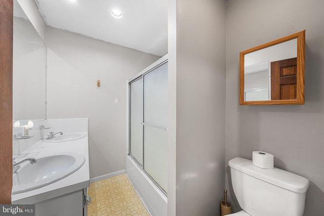 407 HOLSTEIN ST, Bridgeport, PA 19405