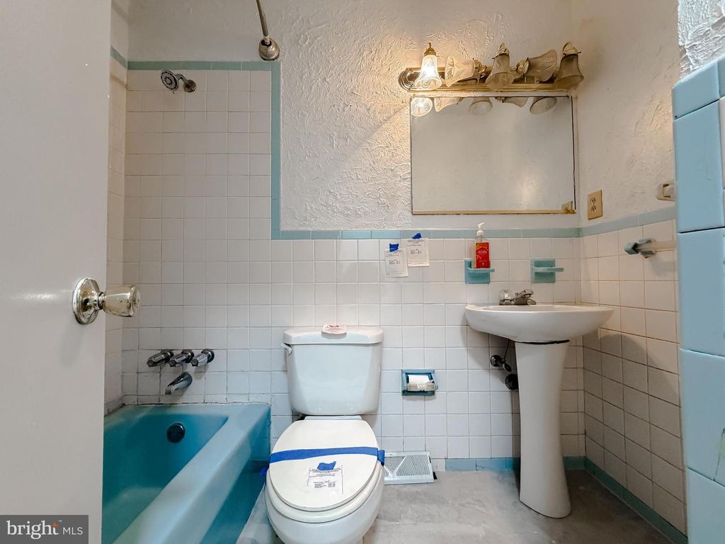 Image 17 of property listing at 21415 WILLIAMS DR, Lexington Park, MD 20653
