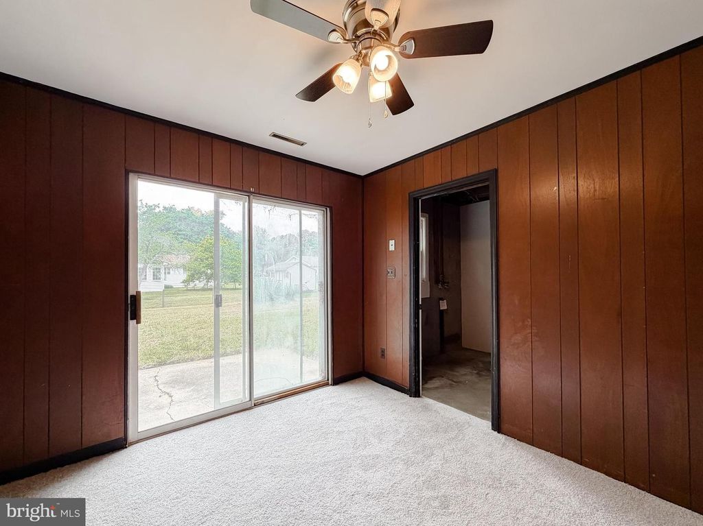 Image 34 of property listing at 21415 WILLIAMS DR, Lexington Park, MD 20653