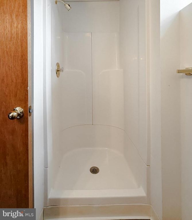 Image 37 of property listing at 21415 WILLIAMS DR, Lexington Park, MD 20653