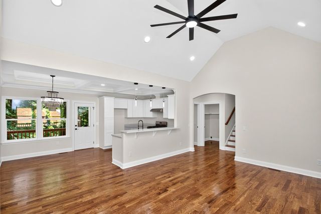 1007 Ballew Cir, Fairview, TN 37062