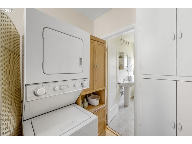 130 Se 31ST Ave 8, Portland, OR 97214