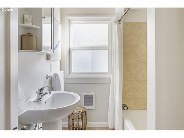 130 Se 31ST Ave 8, Portland, OR 97214