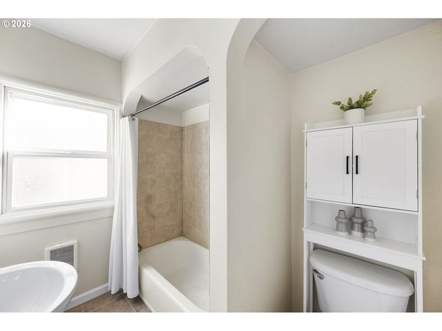 130 Se 31ST Ave 8, Portland, OR 97214