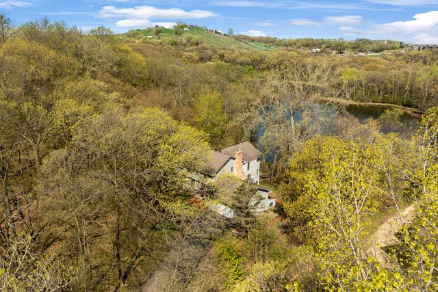 60 Oak Shore Drive, Burnsville, MN 55306