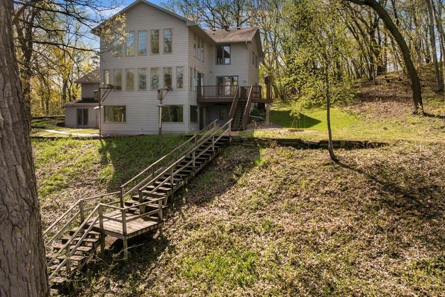 60 Oak Shore Drive, Burnsville, MN 55306