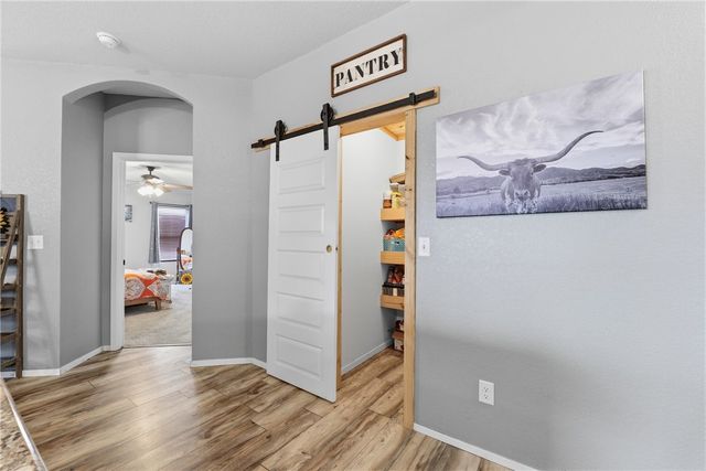 1221 General McCrae Drive, Prairie Grove, AR 72753