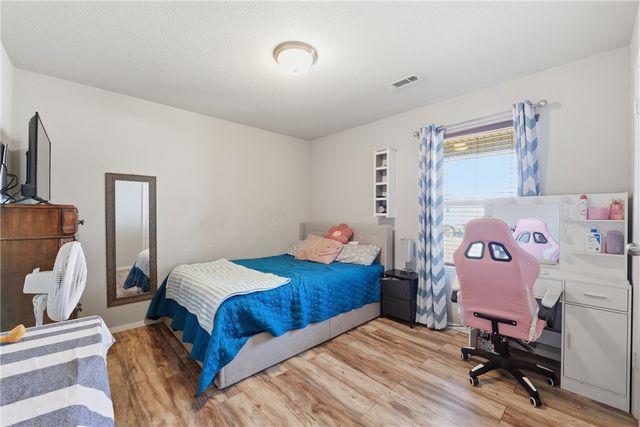 1221 General McCrae Drive, Prairie Grove, AR 72753