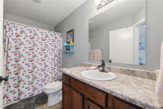 1221 General McCrae Drive, Prairie Grove, AR 72753