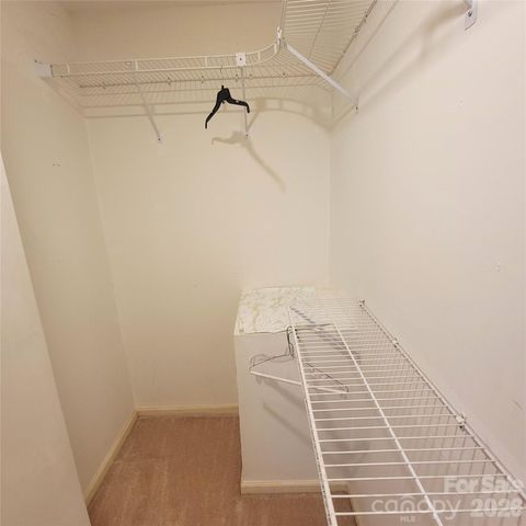 1009 Hunley Hill Court, Matthews, NC 28104