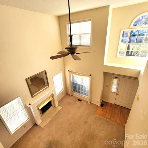 1009 Hunley Hill Court, Matthews, NC 28104