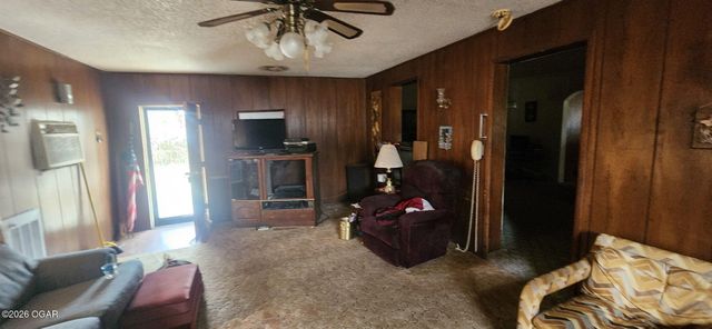 6251 SE Varck Road, Riverton, KS 66770