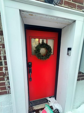 570 Monroe Boulevard 1st Floor, Long Beach, NY 11561