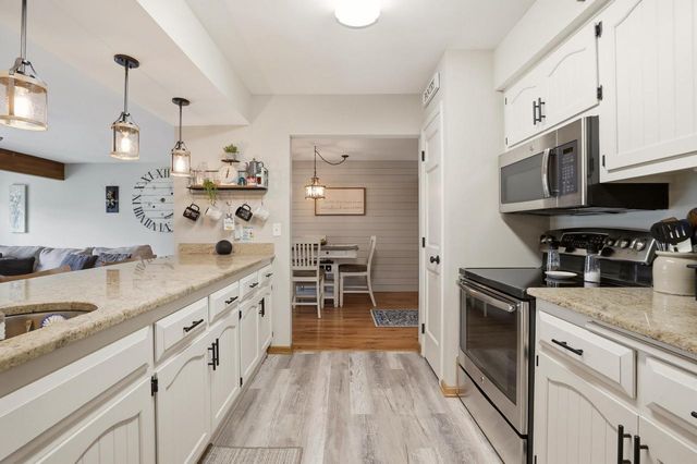 8306 S Tuckaway Shores DRIVE, Franklin, WI 53132