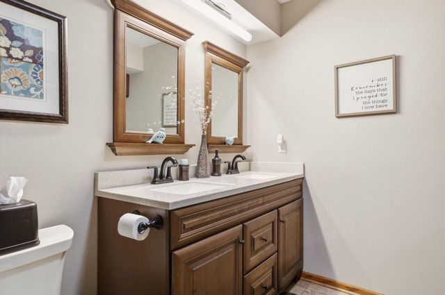 8306 S Tuckaway Shores DRIVE, Franklin, WI 53132