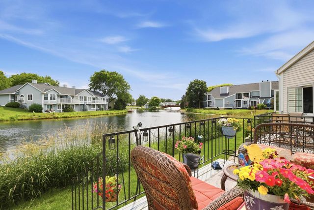 8306 S Tuckaway Shores DRIVE, Franklin, WI 53132
