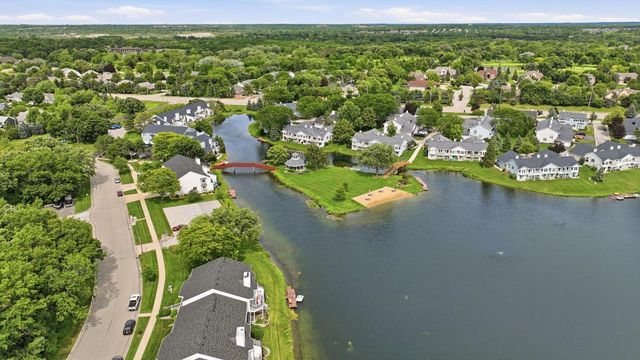 8306 S Tuckaway Shores DRIVE, Franklin, WI 53132