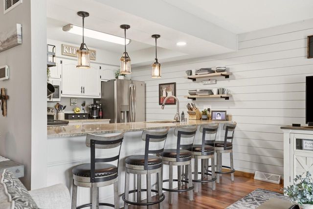 8306 S Tuckaway Shores DRIVE, Franklin, WI 53132