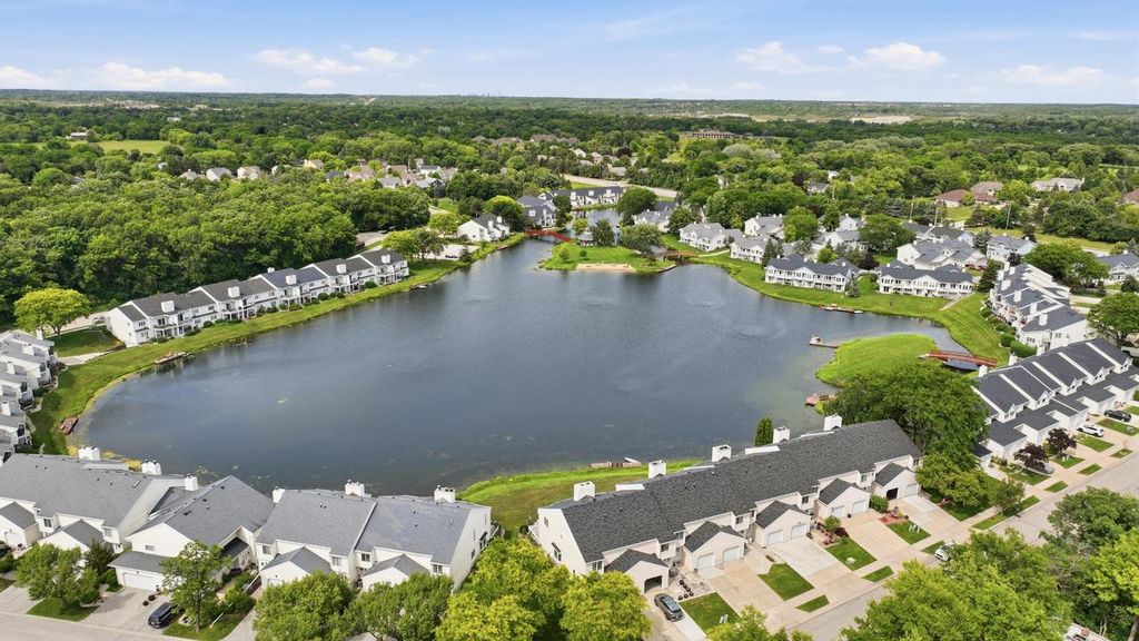 8306 S Tuckaway Shores DRIVE, Franklin, WI 53132